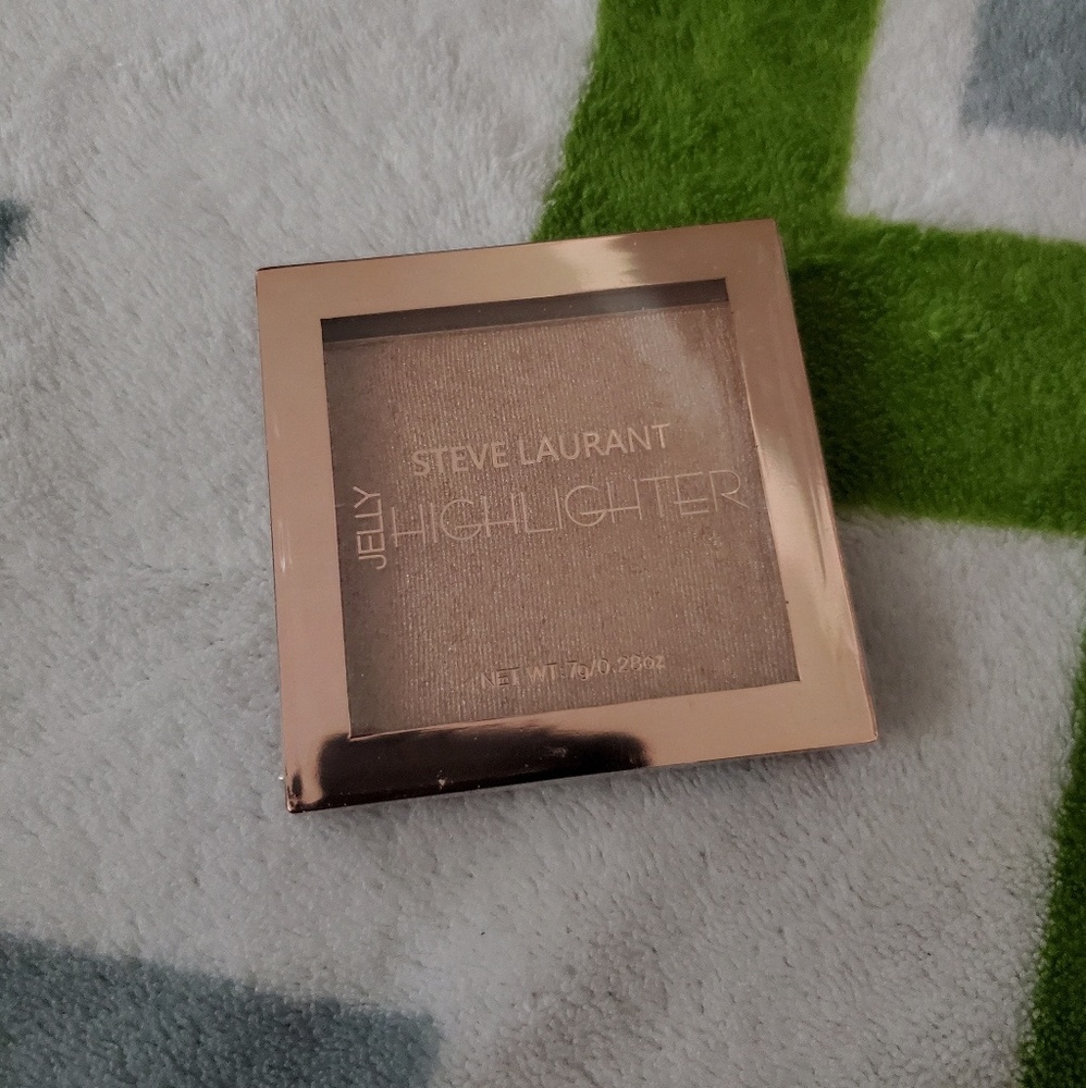 New Steve Laurant Jelly Highlighter